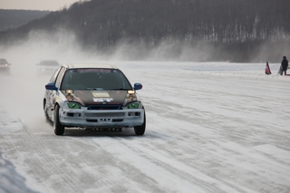 Автогонщики Приморья проверили на прочность водоем села Раковка под Уссурийском