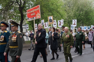 Более 500 жителей Уссурийска встали в ряды Бессмертного полка