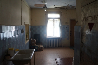 Православный священник превратит заброшенный детсад под Уссурийском в приют для детей