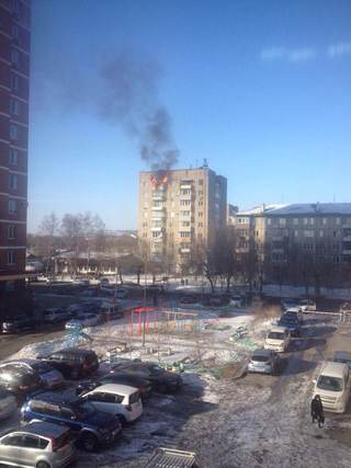 МЧС выясняет причины пожара на Комсомольской в Уссурийске
