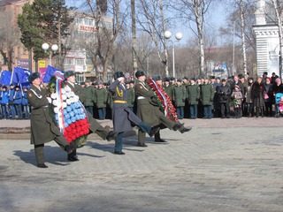 День защитника Отечества начался в Уссурийске с поминовения воинов-победителей