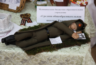 Выставка «Вернисаж талантов» открылась в центре детского творчества Уссурийска