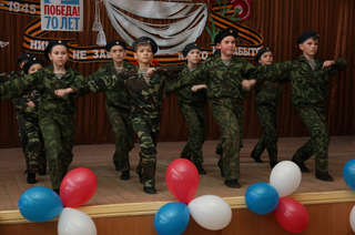 Вручение юбилейных медалей Победы продолжается в Уссурийске