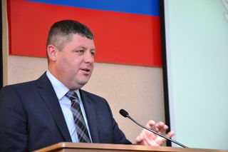 Судебных приставов Уссурийска поздравили в администрации