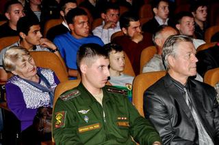 Уссурийцы идут защищать Родину
