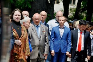 Жителям Уссурийска подарили памятник и сквер имени Пушкина